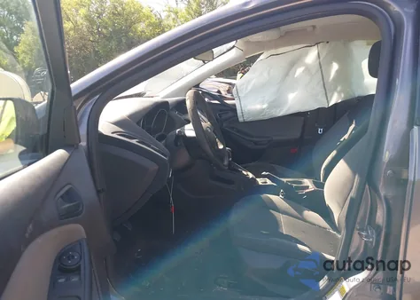 2014 Ford Focus S из США, поврежденный, VIN 1FADP3E23EL336570